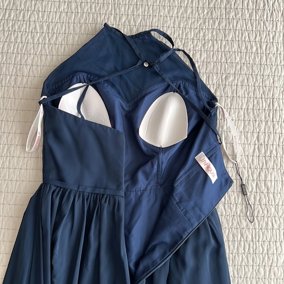 Bridesmaid Dress - Picture 5 of 11